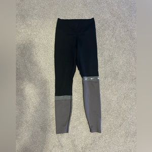 Nike women’s leggings, size:xs